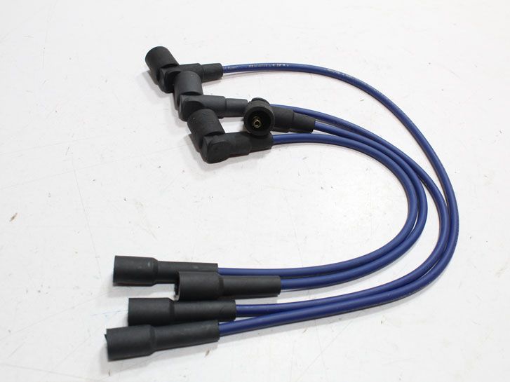 Провода высокого напряжения ВАЗ 2108-15 силиконовые инж 8кл 2111-3707080 AT 306N